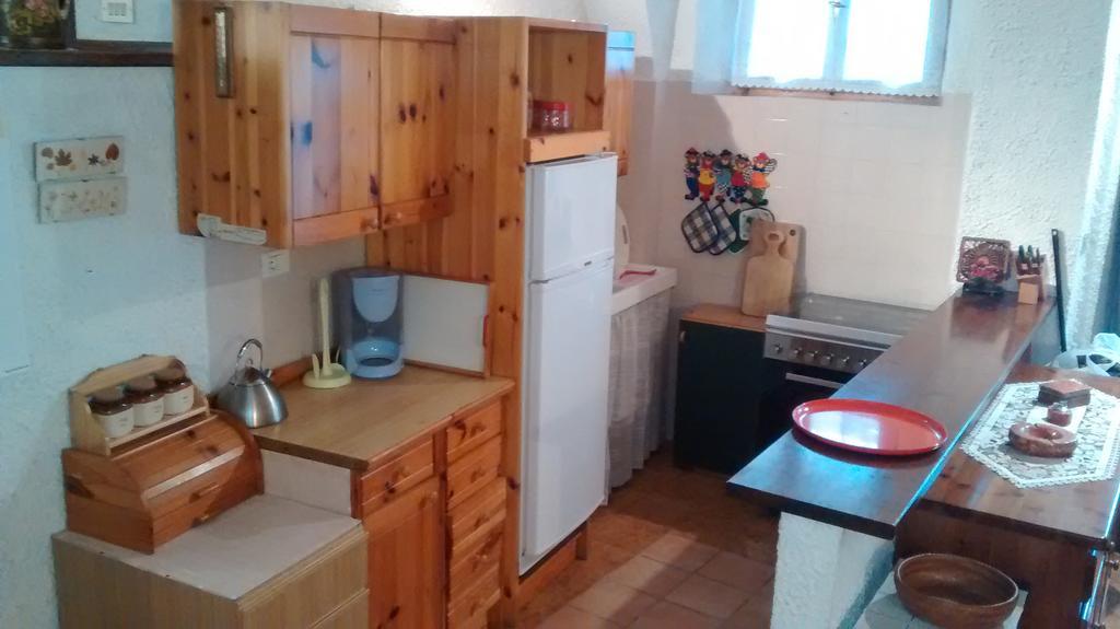 Willa Casa Anna Pieve Di Ledro Pokój zdjęcie